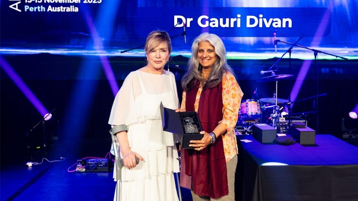 Dr Gauri Divan awarded for Outstanding Service in the field of Autism at APAC 2025